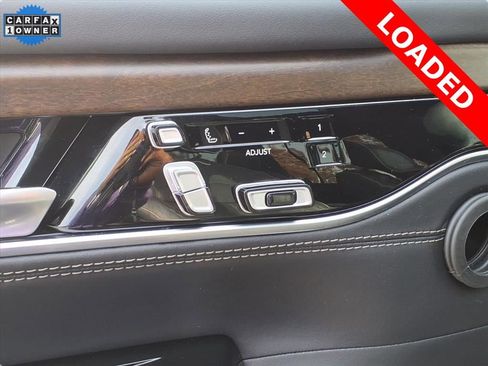 Used 2023 Jeep Grand Wagoneer L Series II image 18