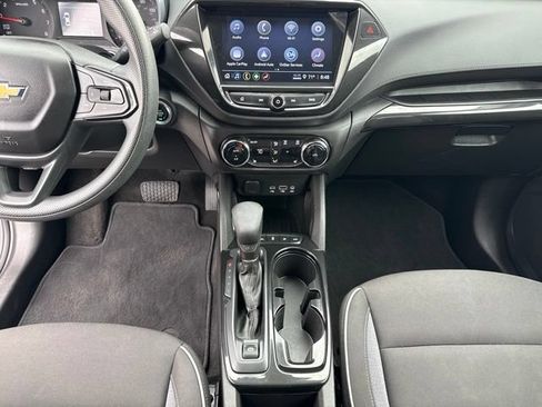 Used 2023 Chevrolet TrailBlazer LT w/ Convenience Package AWD/4WD image 19