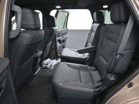 Used 2025 Toyota Sequoia TRD Pro AWD/4WD image 12