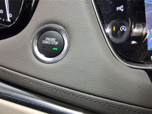 Used 2025 Cadillac XT5 Premium Luxury w/ Technology Package image 31