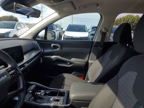 New 2026 Kia Sorento LX image 17