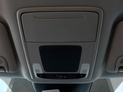 Used 2024 Honda Pilot EX-L image 18