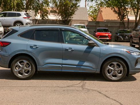 Used 2023 Ford Escape ST-Line w/ Tech Pack #1 FWD image 3