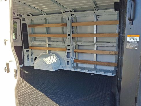 Used 2023 RAM ProMaster 2500 image 13