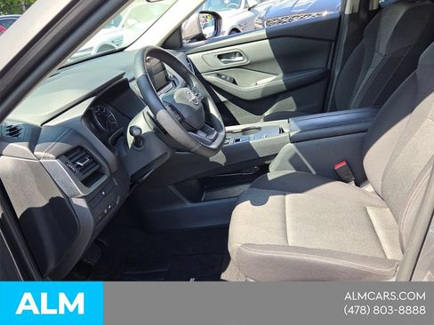 Used 2025 Nissan Rogue SV FWD image 15