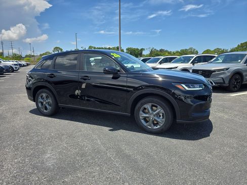 New 2026 Honda HR-V LX image 2