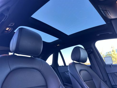 Certified 2022 Mercedes-Benz GLC 300 image 19