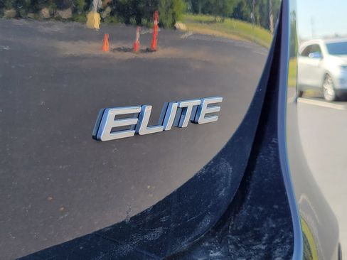 Used 2023 Honda Odyssey Elite image 32