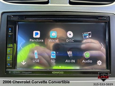 Used 2006 Chevrolet Corvette Convertible w/ Preferred Equipment Group RWD image 16
