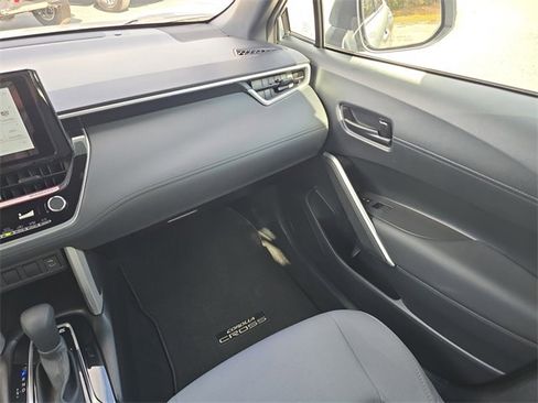 Used 2024 Toyota Corolla Cross S image 12