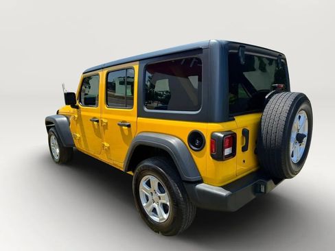 Used 2018 Jeep Wrangler Unlimited Sport S AWD/4WD image 4