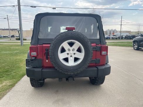 Used 2012 Jeep Wrangler Sport image 11