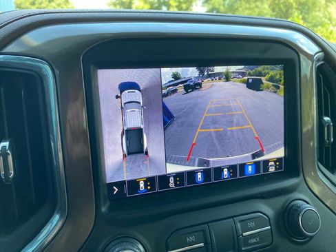 Used 2022 Chevrolet Silverado 3500 High Country image 22