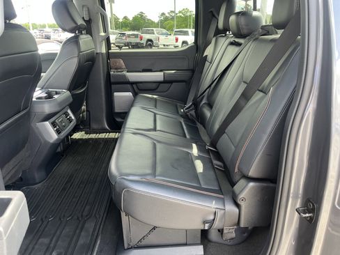 Used 2024 Ford F350 Lariat w/ Lariat Ultimate Package AWD/4WD image 38