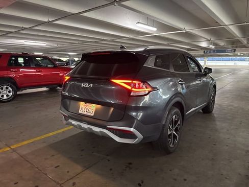 Certified 2024 Kia Sportage EX AWD/4WD image 4