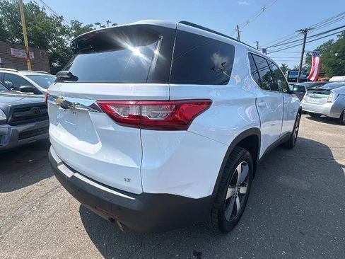 Used 2021 Chevrolet Traverse LT w/ LT Premium Package AWD/4WD image 5