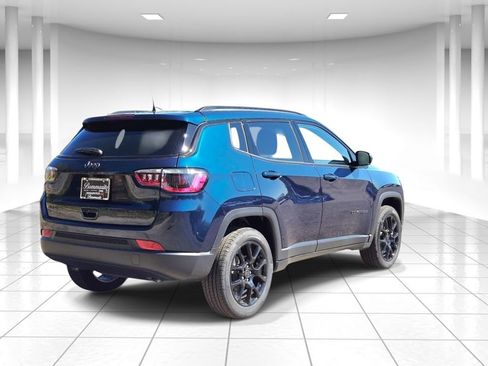 New 2026 Jeep Compass Latitude AWD/4WD image 3