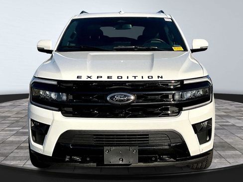 Certified 2022 Ford Expedition Max Limited image 3