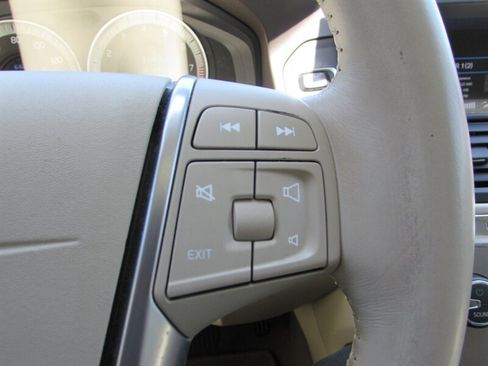 Used 2012 Volvo XC60 3.2 FWD image 14
