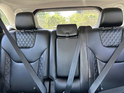 Used 2023 Ford Edge Titanium AWD/4WD image 8