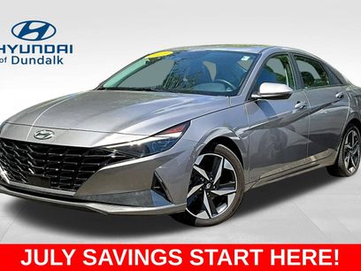 Used 2023 Hyundai Elantra Limited w/ Preferred Accessory Package