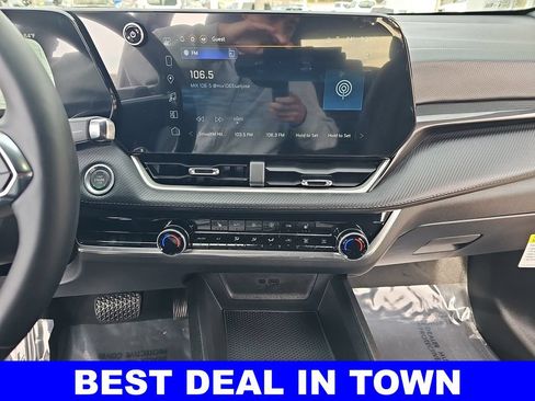 New 2026 Chevrolet Equinox LT FWD image 34