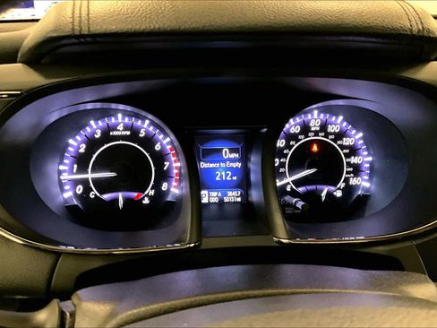 Used 2017 Toyota Avalon Limited FWD image 24