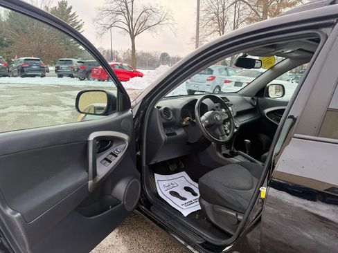 Used 2011 Toyota RAV4 Sport image 9