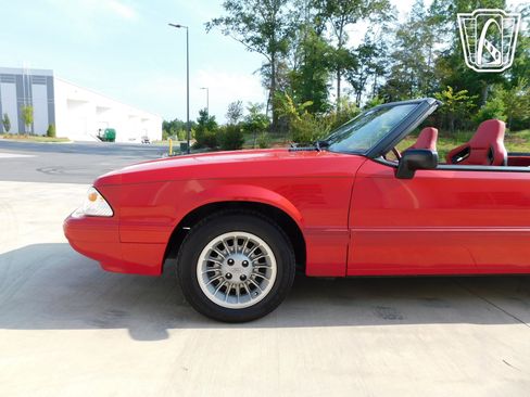 Used 1992 Ford Mustang LX RWD image 10
