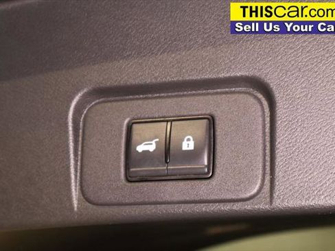 Used 2023 Nissan Rogue SV w/ SV Premium B Package FWD image 31