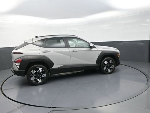 Used 2025 Hyundai Kona SEL AWD/4WD image 10