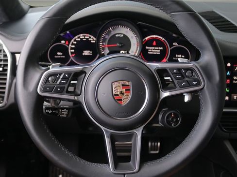 Used 2023 Porsche Cayenne GTS AWD/4WD image 18