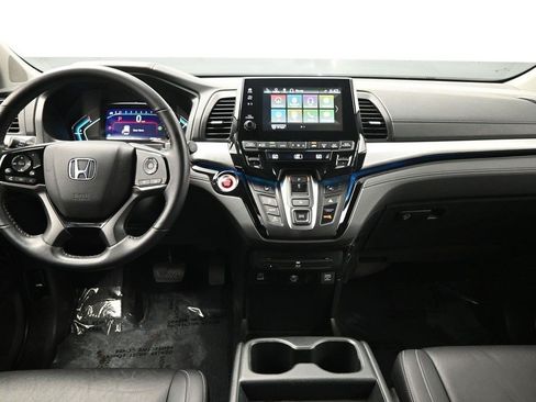 Used 2023 Honda Odyssey Touring image 12