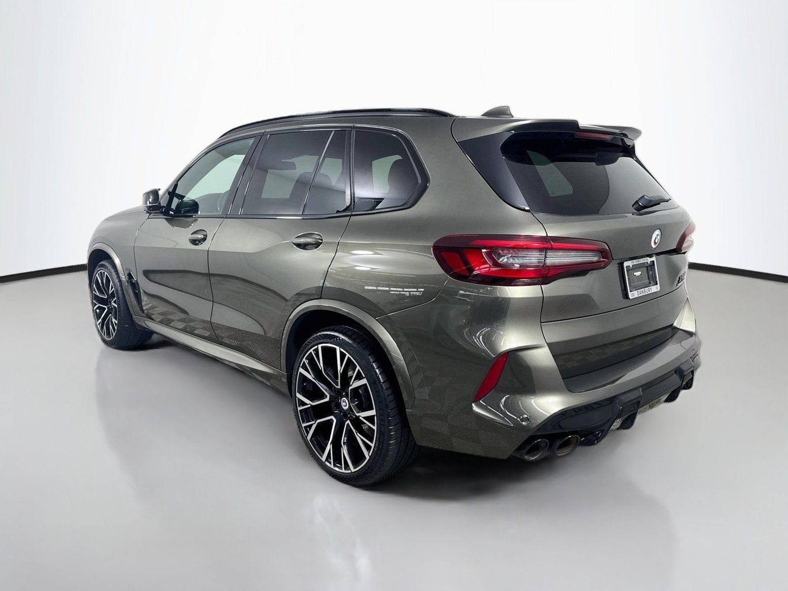 Used 2022 BMW X5 M w/ Competition Package 2 AWD/4WD image 3