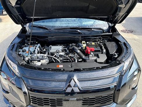 New 2026 Mitsubishi Outlander SEL Black Edition AWD/4WD image 13