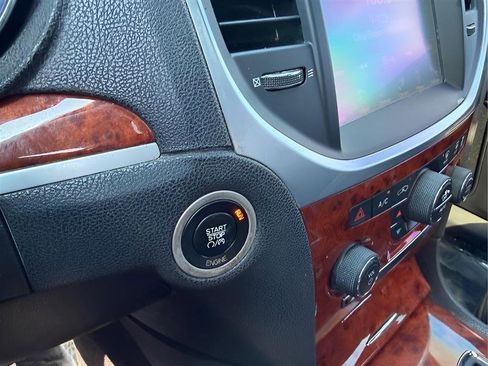 Used 2014 Chrysler 300 RWD image 48