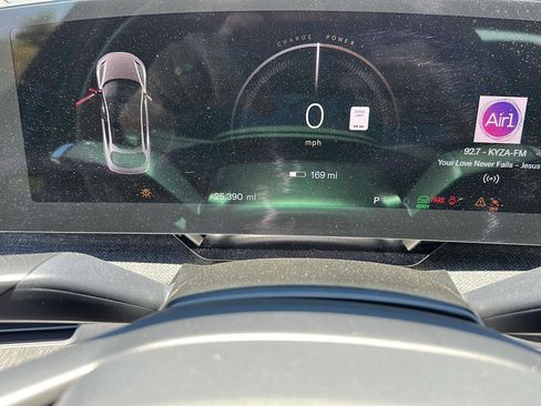 Used 2024 Lucid Air Touring AWD/4WD image 7