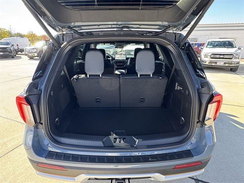 New 2026 Ford Explorer Tremor w/ Tremor Convenience Package image 24