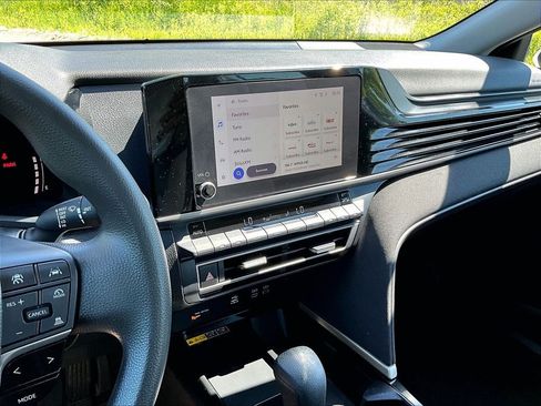 Certified 2025 Toyota Camry LE FWD image 25