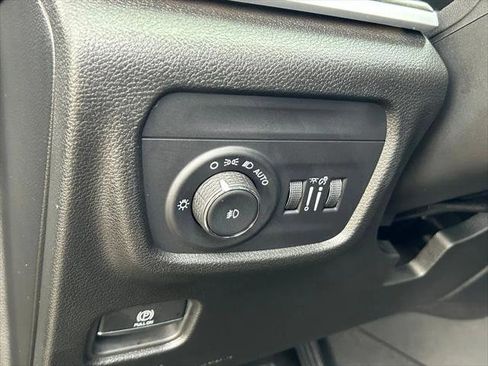 Certified 2025 Jeep Grand Cherokee Limited w/ MOPAR Finishing Package RWD image 48