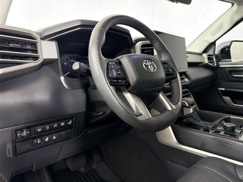 Used 2023 Toyota Tundra Limited w/ Power Package AWD/4WD image 4