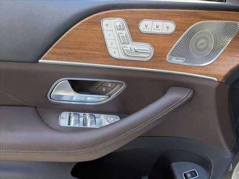 Certified 2022 Mercedes-Benz GLS 450 4MATIC image 7