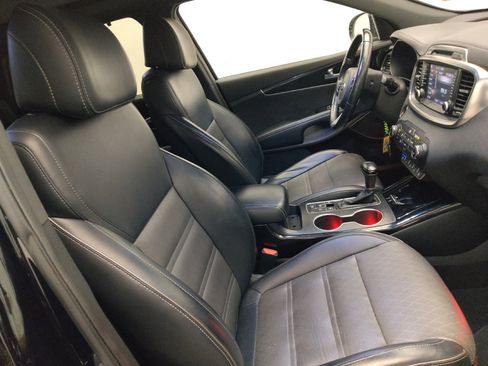 Used 2017 Kia Sorento SX FWD image 21