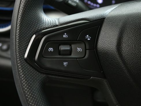 Used 2024 Chevrolet Trax LS w/ LS Convenience Package FWD image 13