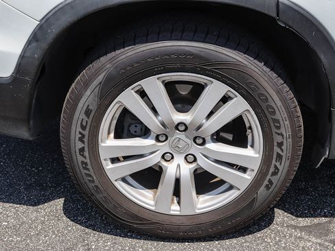Certified 2018 Honda Pilot LX image 8