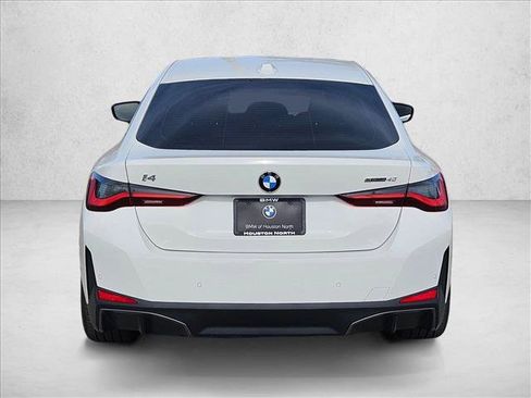 Used 2026 BMW i4 eDrive40 w/ Premium Package RWD image 6