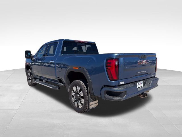 Used 2024 GMC Sierra 2500 Denali AWD/4WD image 9