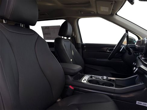 New 2026 Kia Carnival SX w/ SX Dark Edition Package image 14