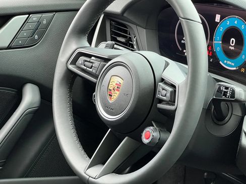 Certified 2025 Porsche 911 Carrera RWD image 21