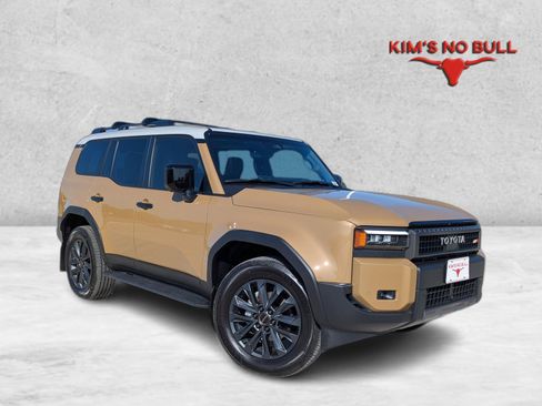 Used 2025 Toyota Land Cruiser image 1
